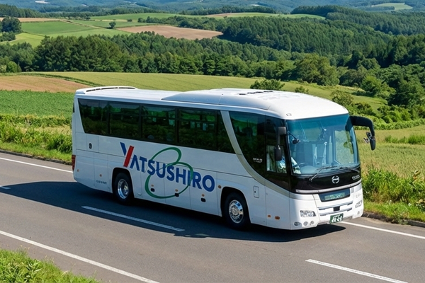 中型サロンバス 外観